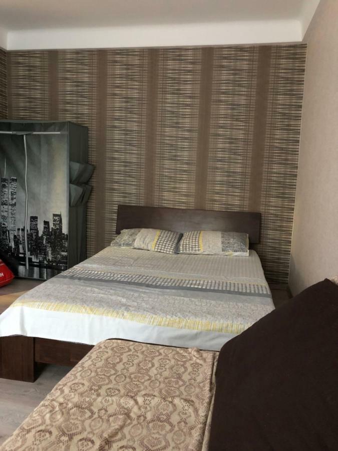 1 Ком. Кв Студио В Центре Запорожья Zaporizhia Luaran gambar